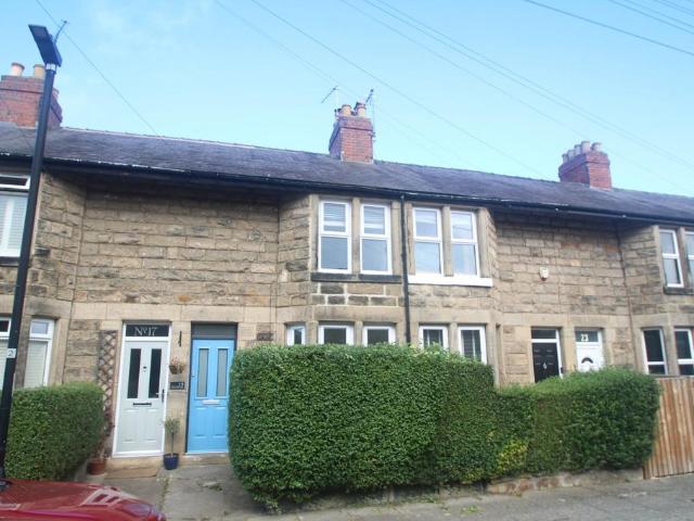 Grove Park Lane, Harrogate, North. 2 bed house to rent £1,250 pcm £288 pw