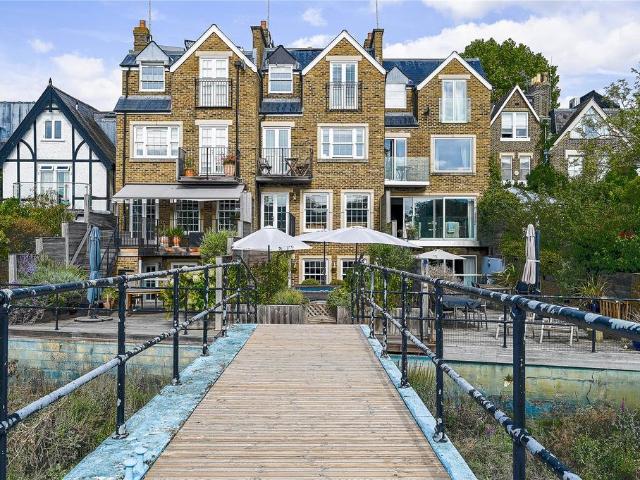 Grove Park Road, London, W4 5 bed terraced house to rent £12,000 pcm £2,769 pw