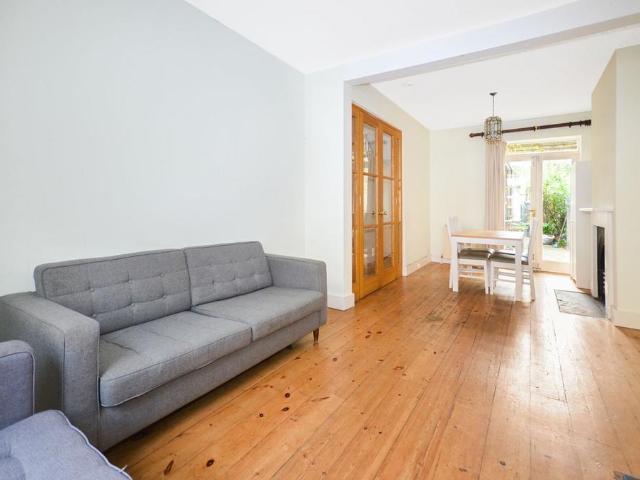Grove Place, Acton Central W3 6AS 4 bed terraced house to rent £3,500 pcm £808 pw