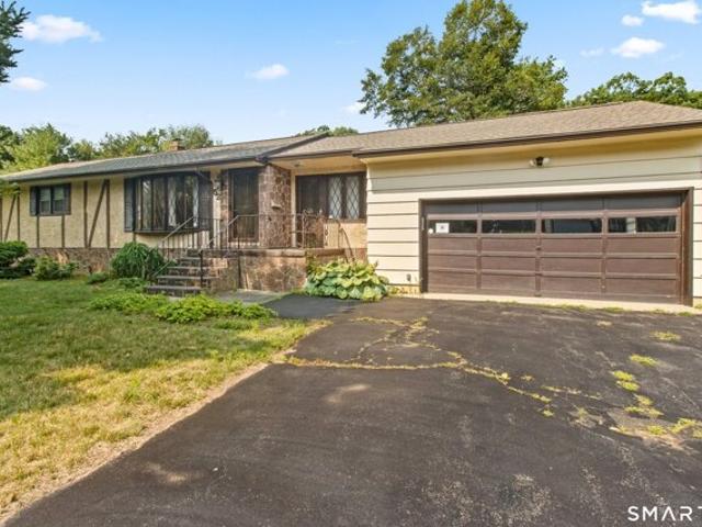 Grove Rd, North Haven, Home For Sale