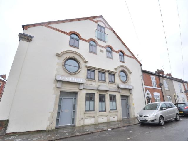 Grove Road, Northampton NN1, 2 bed flat to rent, £950 pcm | PrimeLocation