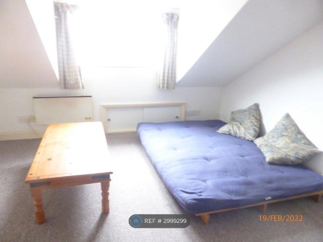 Grove Road, Norwich NR1, Studio to rent, £450 pcm | PrimeLocation