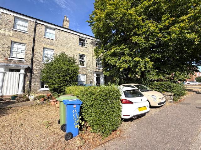 Grove Road, Norwich NR1 1 bed apartment to rent £900 pcm £208 pw