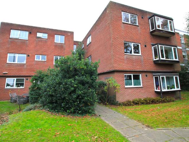 Grove Road, Norwich NR1, 2 bed flat to rent, £1,200 pcm | PrimeLocation
