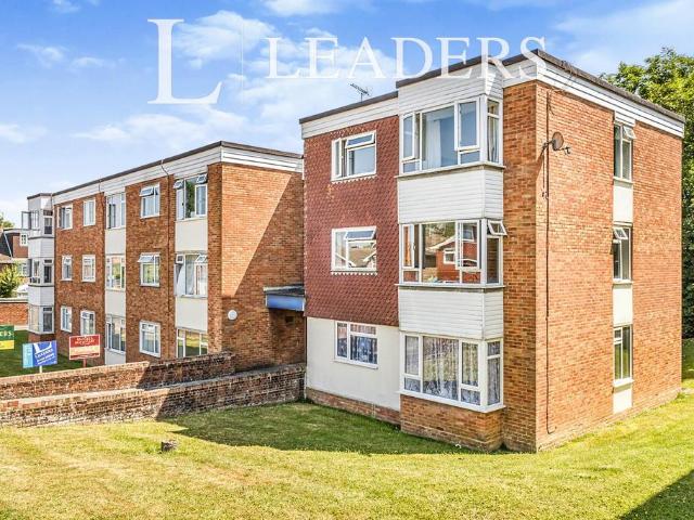 Grove Road, Burgess Hill, RH15 2 bed flat to rent £1,350 pcm £312 pw