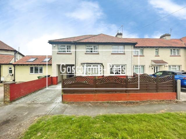 Grove Road, Basingstoke RG21, 4 bed property to rent, £2,000 pcm | PrimeLocation