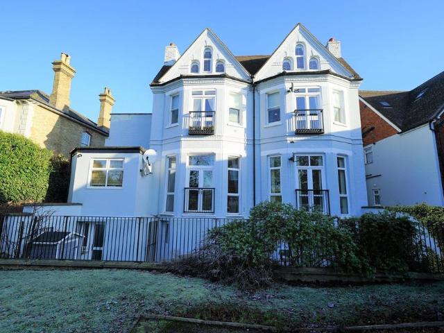 Grove Road, Leighton Buzzard 1 bed flat to rent £850 pcm £196 pw