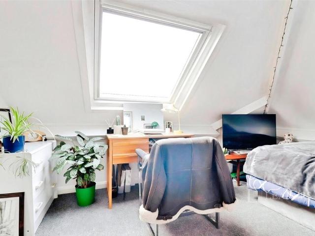 Grove Road, Loughborough. 1 bed in a house share to rent £450 pcm £104 pw