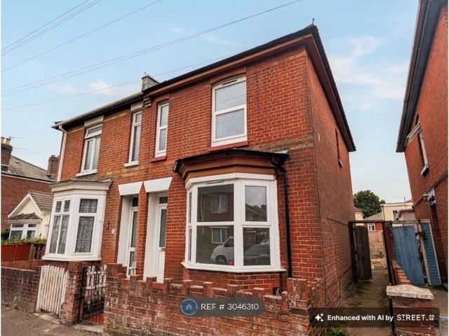 Grove Road, Southampton SO15, 2 bed semi detached house to rent, £1,400 pcm | PrimeLocation