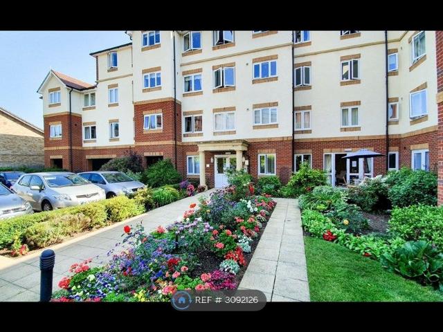Grove Road, Woking GU21, 1 bed flat to rent, £1,200 pcm | PrimeLocation