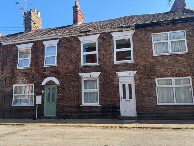 GROVE STREET, BOSTON 3 bed house to rent £845 pcm £195 pw