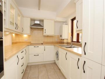 Grove Street, Bath BA2 3 bed apartment to rent £1,950 pcm £450 pw