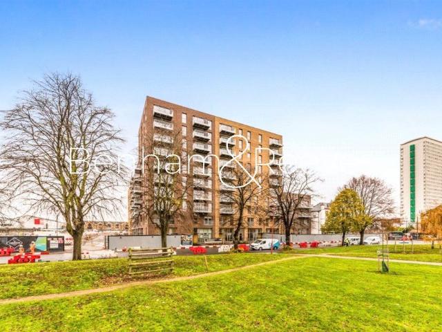 Grove Street, London SE8, 2 bed flat to rent, £2,300 pcm | PrimeLocation