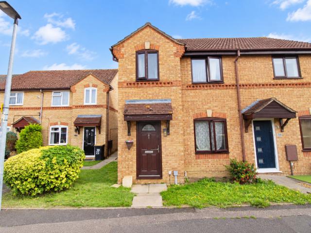 Grovebury Court, Wootton, Bedford MK43, 3 bed end terrace house to rent, £1,350 pcm | PrimeLocation