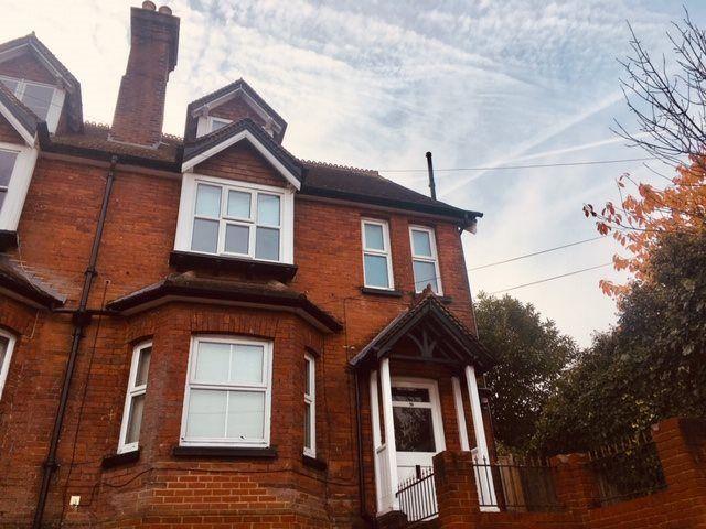 Grovehill Road, Redhill RH1, 1 bed flat to rent, £1,175 pcm | PrimeLocation