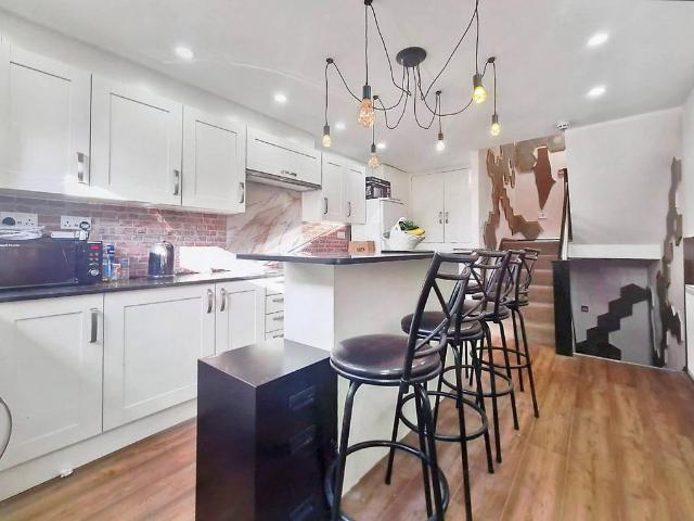 Grovelands Road, London N15 Studio to rent £1,150 pcm £265 pw