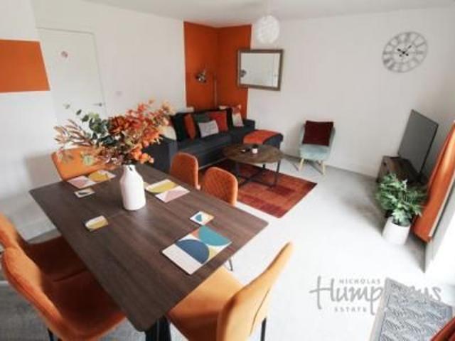 Groveley Lane, Northfield B31