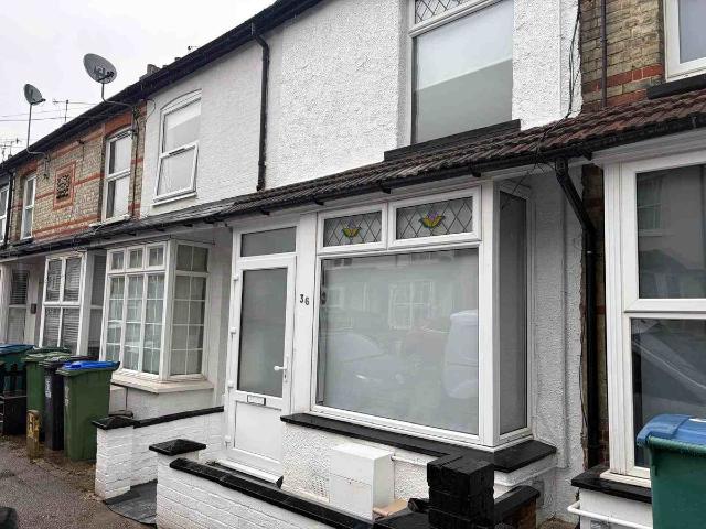 Grover Road, Watford WD19, 2 bed terraced house to rent, £1,900 pcm | PrimeLocation
