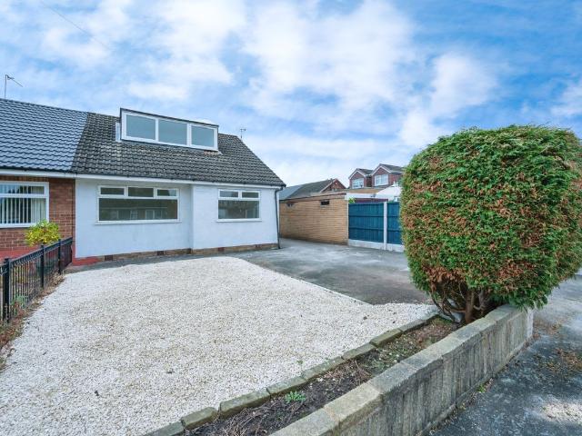 Groarke Drive, Warrington WA5, 3 bed bungalow to rent, £1,550 pcm | PrimeLocation