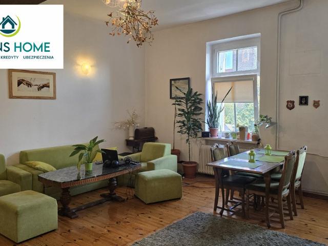 Przestronne 124m² dwupoziomowe mieszkanie w Grodkowie
