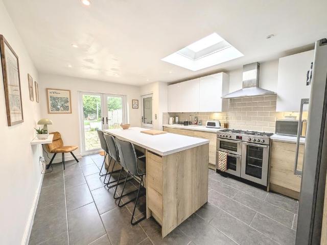 Groesfaen, PONTYCLUN 2 bed terraced house to rent £1,200 pcm £277 pw