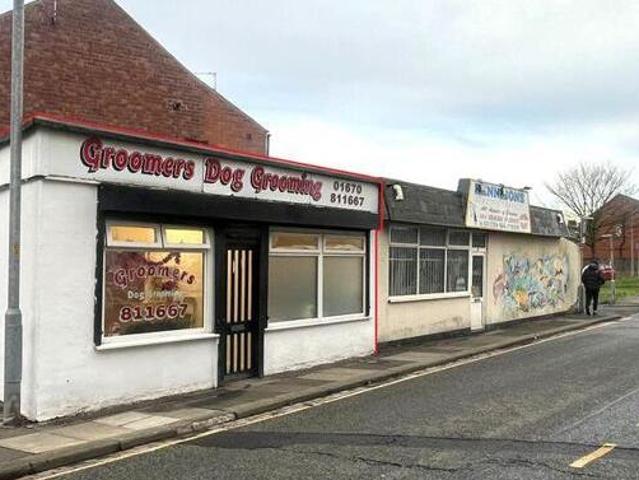 Groomers Dog Grooming, A Bolsover Terrace, Hairdressers Or Barber