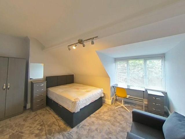 Groovy Towers, Leicester Road, Loughborough, LE11