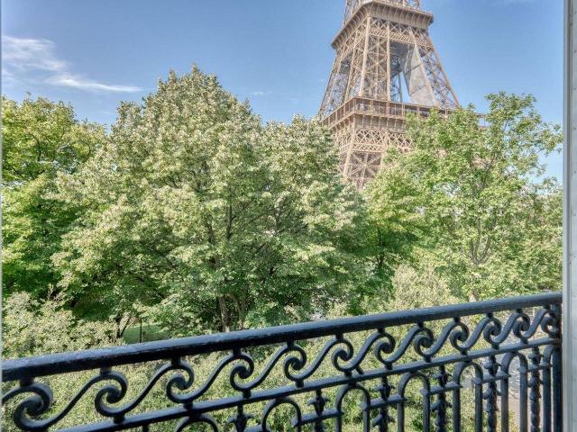 Gros Caillou Appartement d’exception avec vue Tour Eiffel