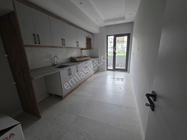 Gross Market Yanı Çevreyolu Karşısı 3+1 Arakat 125 M2 Daire