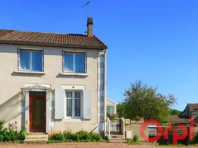 Grossouvre 18600 Achat / Vente maison 4 pièces t4 jardin cave