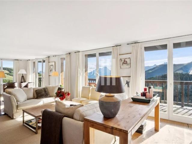 Großartige Ski Ein und Aus Wohnung in Champoussin