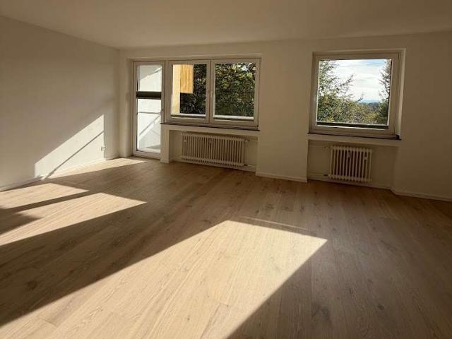 Große 3,0 Raum Wohnung in Überruhr