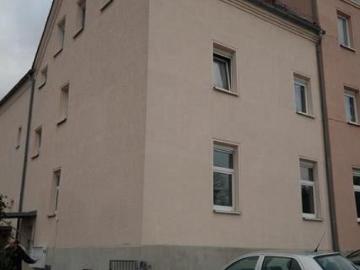 Große 3 Zi. mit Laminat, Wannenbad und Garten in guter Lage! Stellplatz mgl