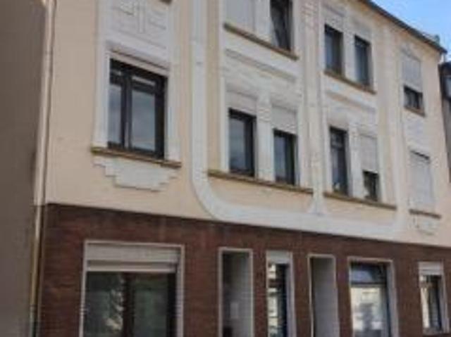 Große 3 Zimmer Dachgeschosswohnung