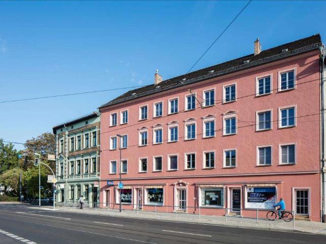 Große 3 Zimmer Wohnung am Nicolaiplatz mit Abstellraum