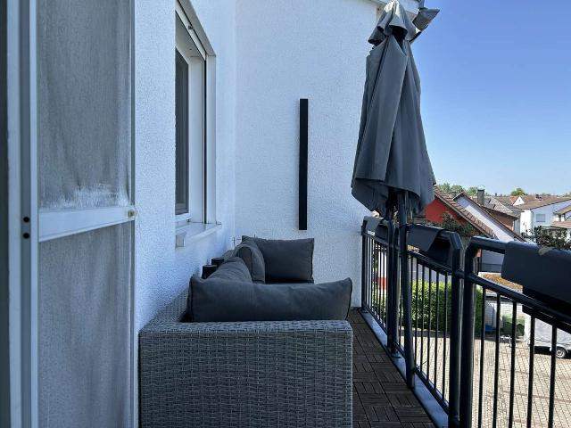 Grosse 3 Zimmer Wohnung perfekt geschnitten in Top Zustand Kehl Sundheim