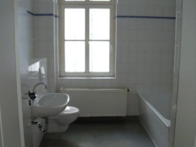 große 3 Raumwohnung sucht neuen Mieter