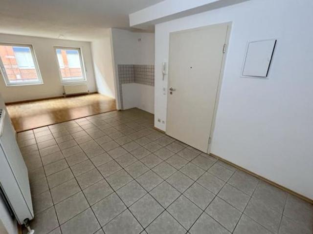 Große 1 Raum HP Whg. unweit der Geraer Innenstadt. Nahe dem Südbahnhof und den Arcarden