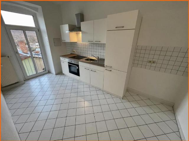 Große 1 Raum Wohnung mit neuer Einbauküche & Wanne in Gera Zwötzen!