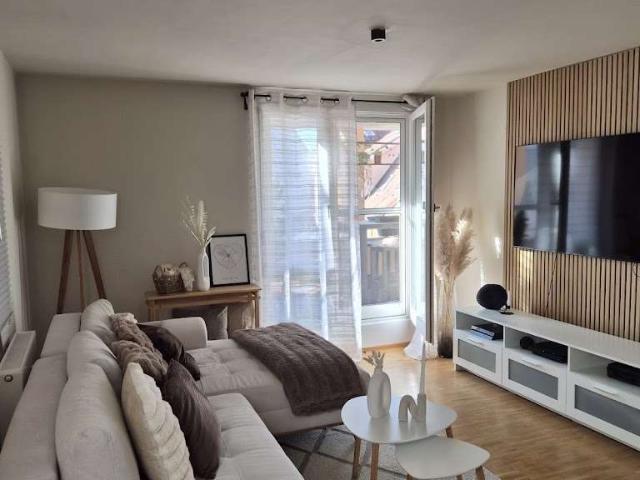 Große 2,5 Zimmer Wohnung mit schönem Balkon!– ideal für Paare oder Singles!