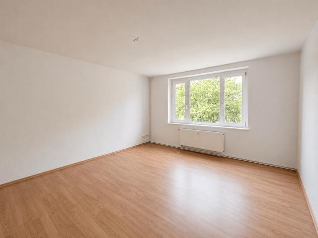 große 2 Zimmerwohnung mit Dusche, Wanne und Balkon ins Grüne! | Künne Immobilien Gruppe