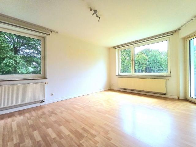 Große 2 Zimmer im wärmegedämmten Haus