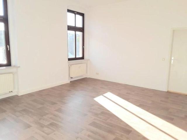 Große 2 Raum Whg. nahe Zentrum