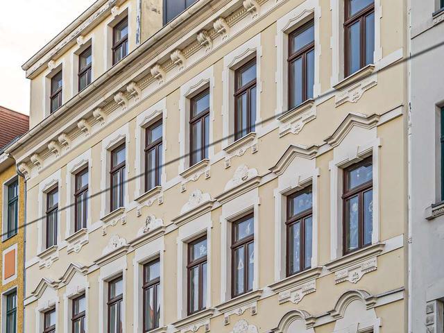 Hochwertig modernisiert! Inklusive Balkon & neuer EBK!