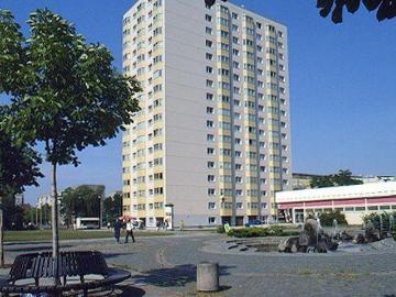 Eine geräumige 2 Raumwohnung mit bodengleicher Dusche Anmietung im Juni und Sie sparen 2 Monate die Grundmiete