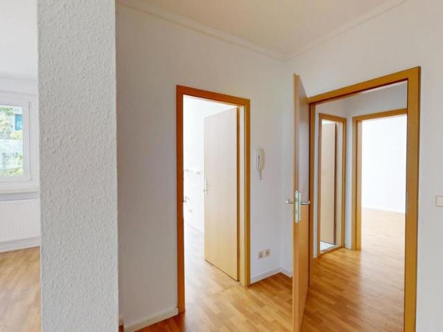 große 2 Raumwohnung mit Balkon