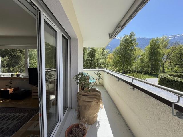 Grosse 2ier wg in einer 4 Zimmer Wohnung in Felsberg, Natur am Rhein & schnell in Chur