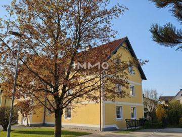 Große 4 Zi Wohnung mit 2 Balkonen, Stellplätzen & Wärmepumpenheizung in guter Lage von Amstetten!