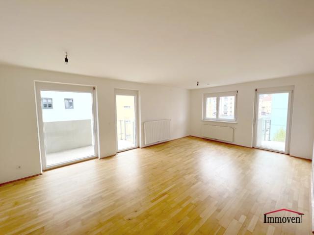 Große 4 Zimmerwohnung mit zwei Freiflächen!