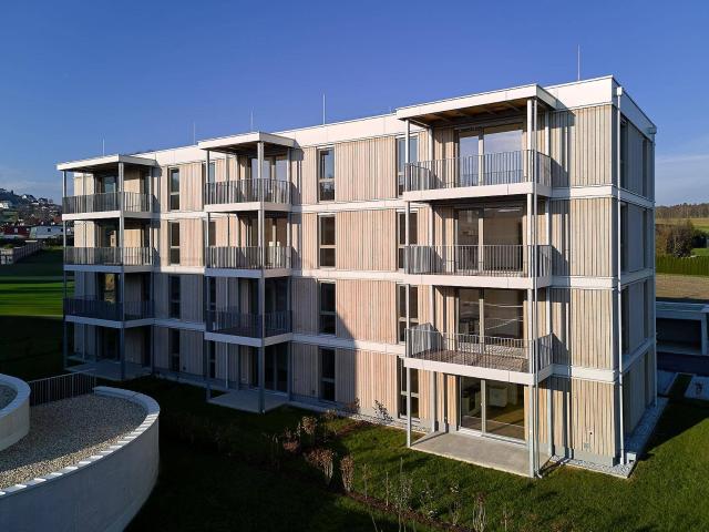 Große 4 Zimmer Gartenwohnung mit Terrasse, Tiefgaragenplatz & Küche geförderte Miete 4 Zimmer